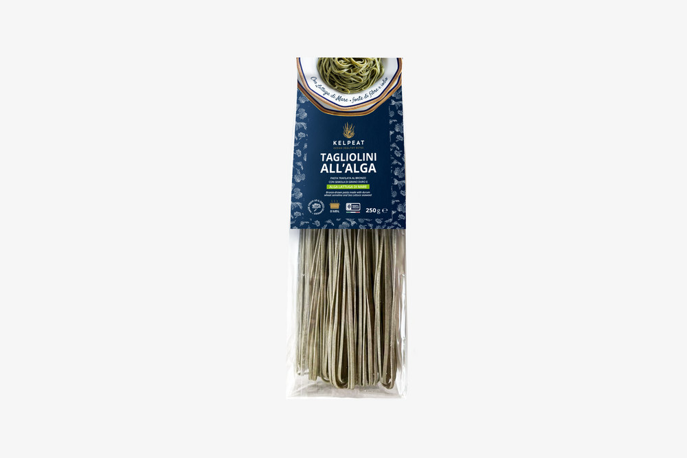 Sea Lettuce Tagliolini pack on grey background